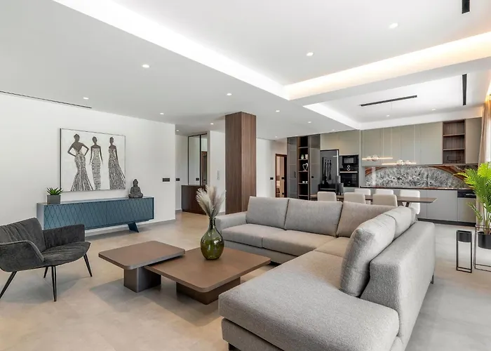 Emerald Estate By Interhome *