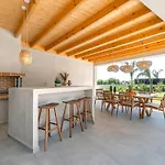 Emerald Estate By Interhome