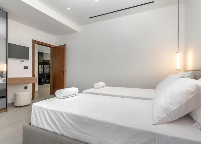 Emerald Estate By Interhome Asgourou